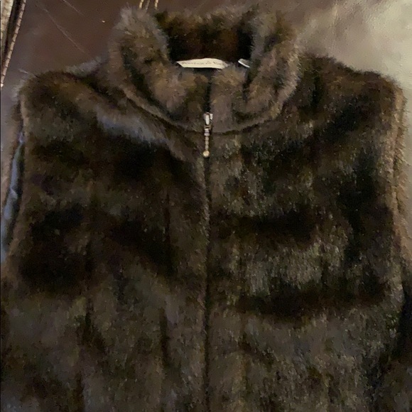 Preston & York - Picture 1 of 6